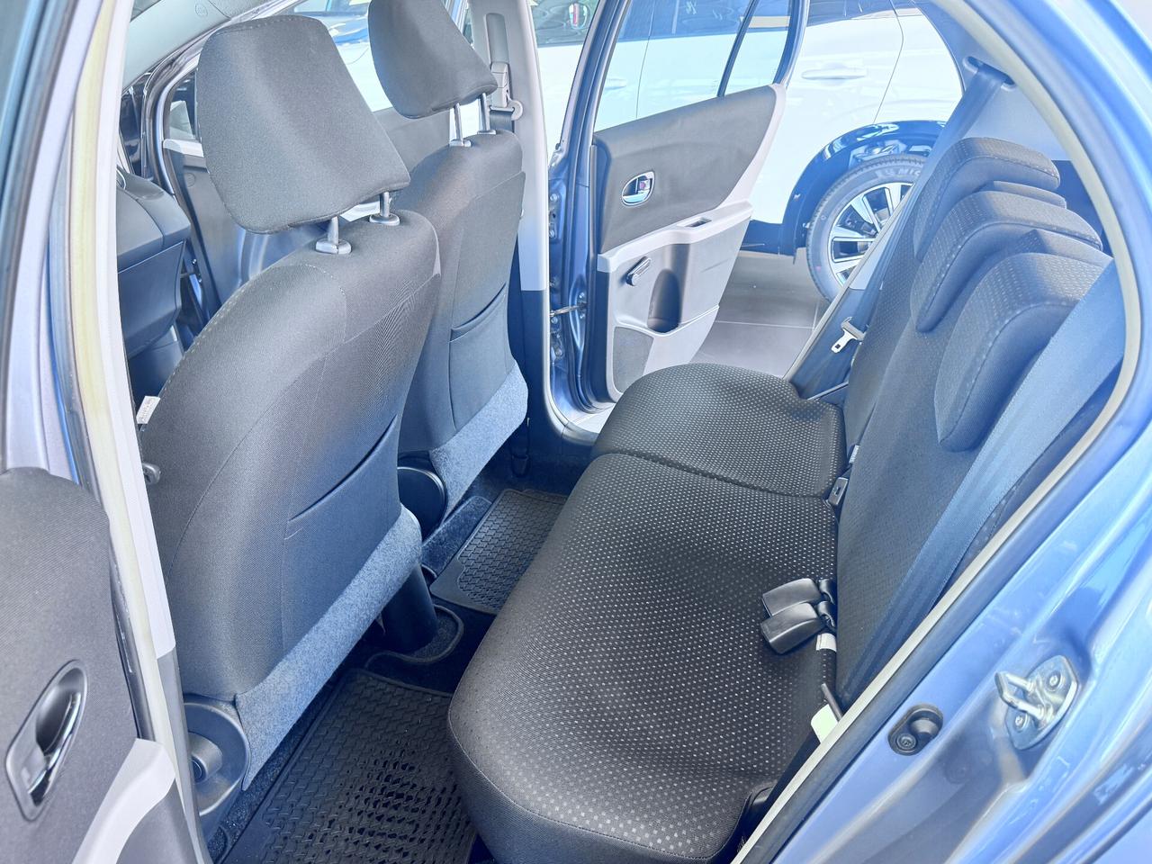 Toyota Yaris 1.0 5 porte Now