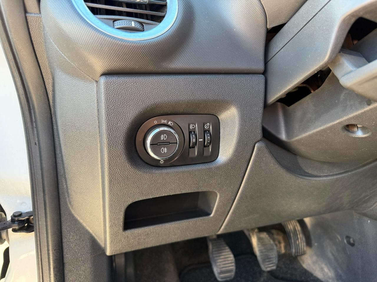 OPEL CORSA ANNO 12/2014 1.3 DIESEL 75 CV