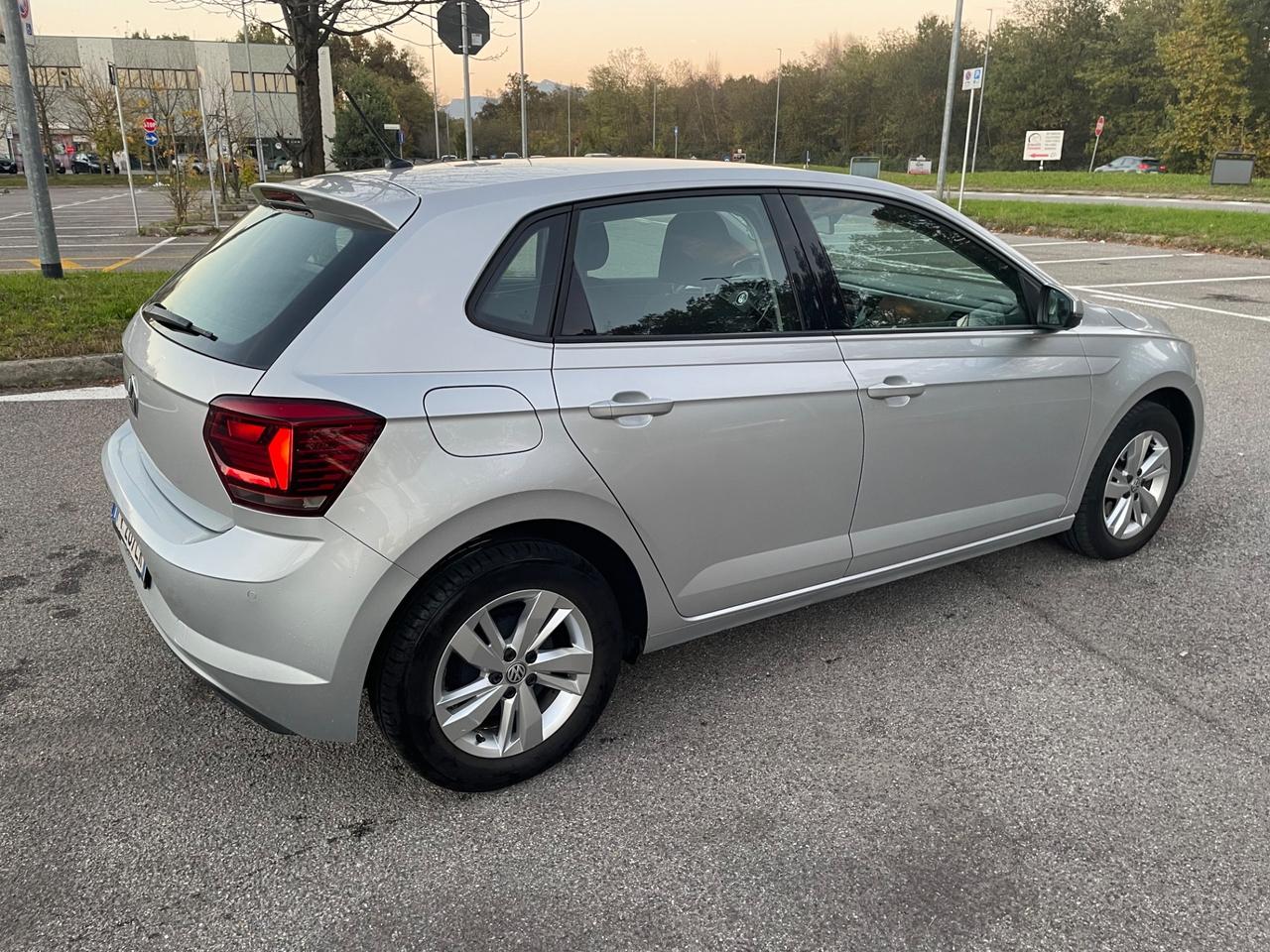 Volkswagen Polo Business 1.6 TDI 5p.*Neopatentati**Cerchi*