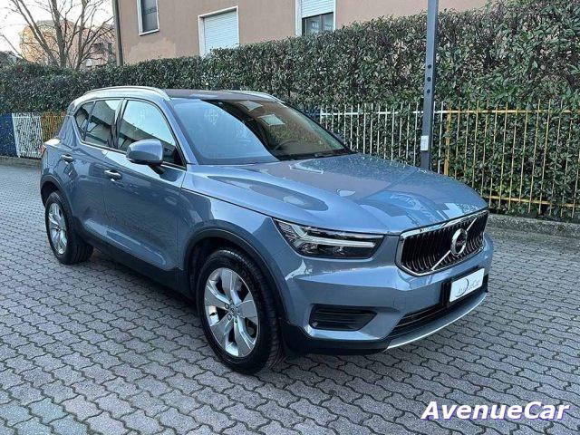 VOLVO XC40 Business Plus awd AUTOMATICA EURO 6D TEMP CARPLAY