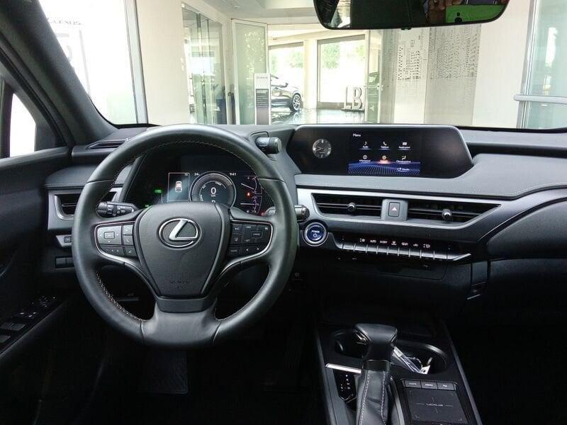 Lexus UX 250 Hybrid Premium 2WD