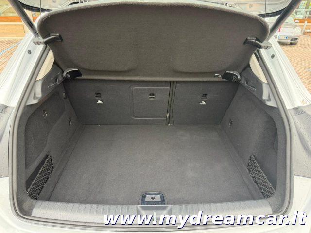 MERCEDES-BENZ GLA 200 d Automatic Sport