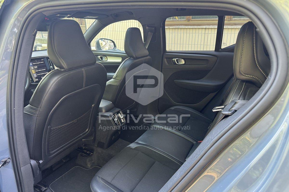 VOLVO XC40 T3 Momentum