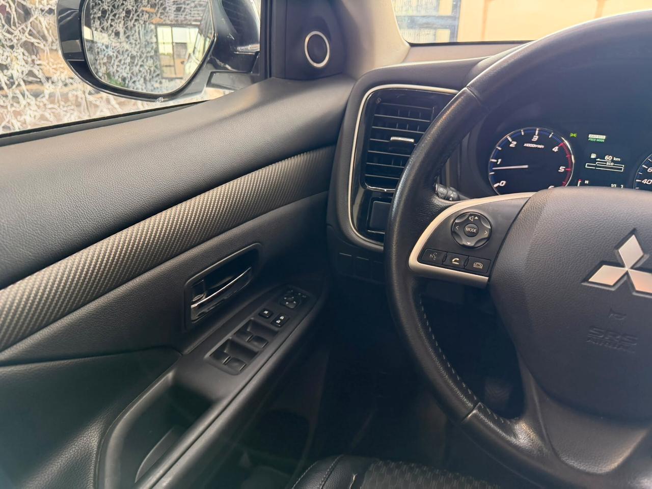 Mitsubishi Outlander 2.2 DI-D 4WD Instyle 7p.
