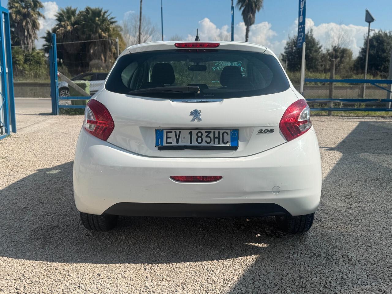 Peugeot 208 5 porte 1400 GPL Motore Nuovo 2014