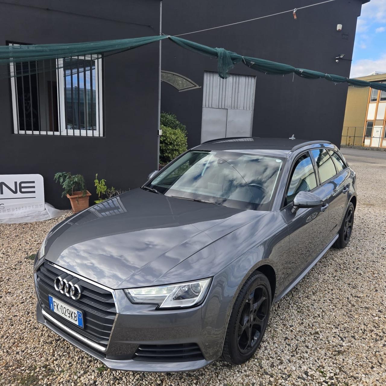 Audi A4 Avant 2.0 TDI 150 CV S tronic Business