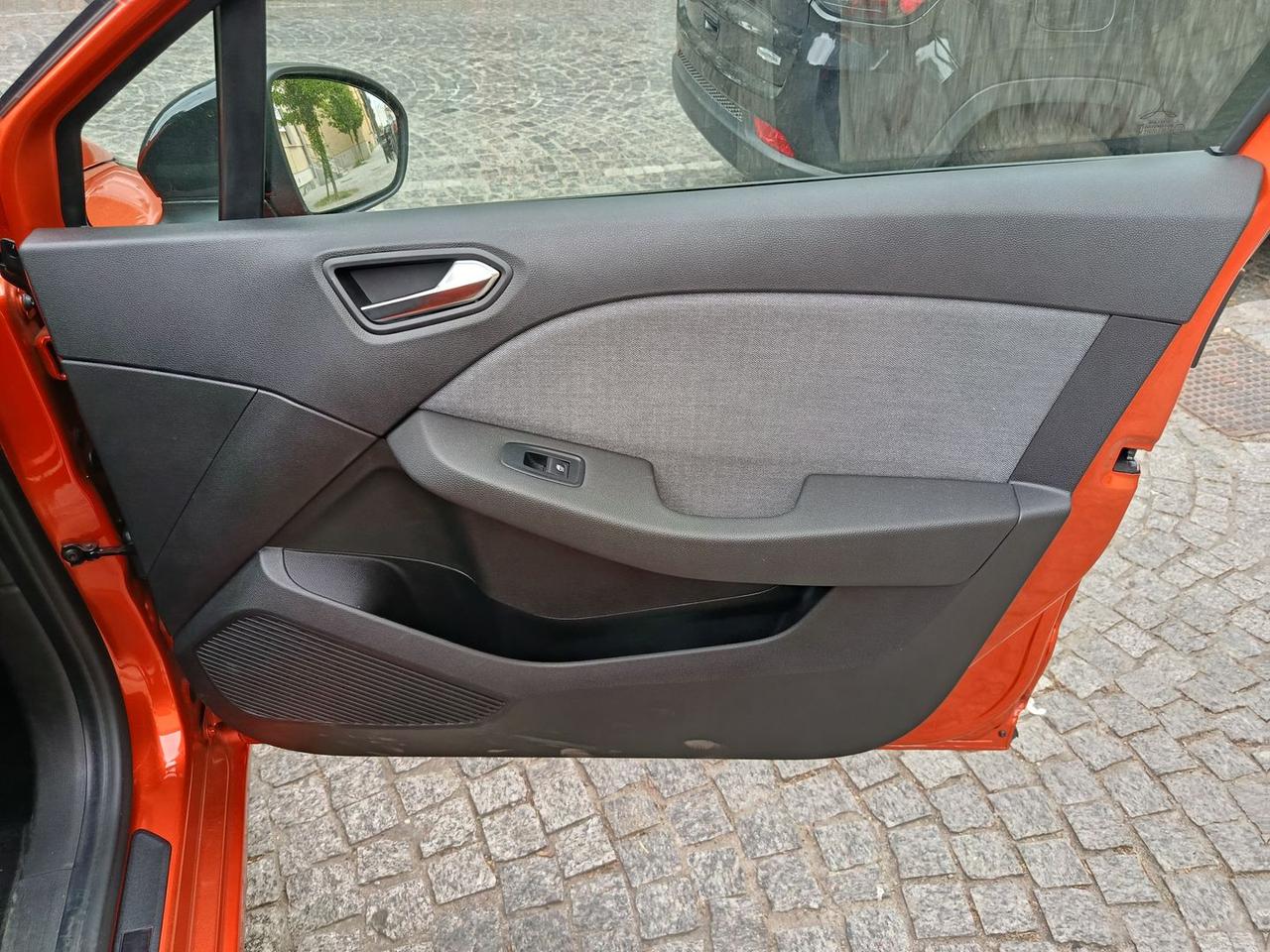 Renault Clio Techno 1.0 ECO-G 100 #10371