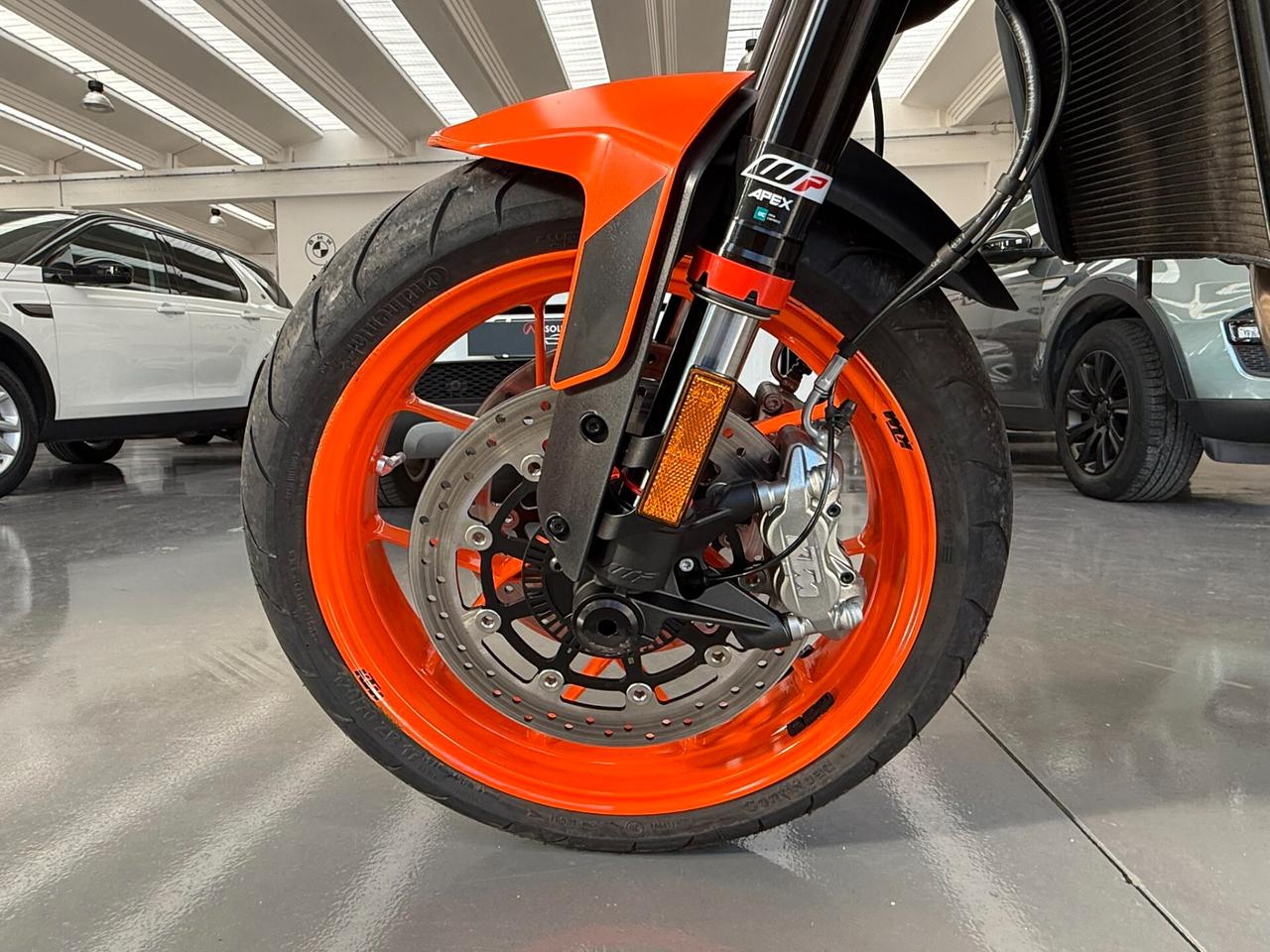 Ktm 890 Duke GP SPECIALE