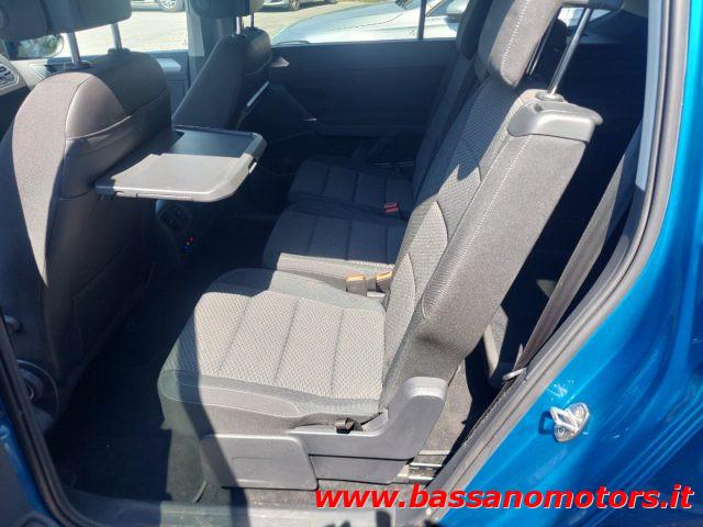 VOLKSWAGEN Touran 1.5 TSI ACT DSG Business BlueMotionTechnology