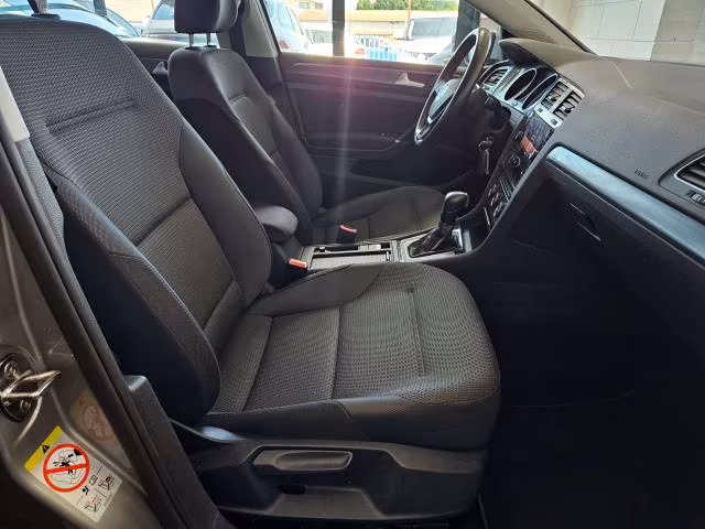 Volkswagen Golf 1.5 tgi Executive 130cv METANO / AUTOMATICO /NEOPATENTATO