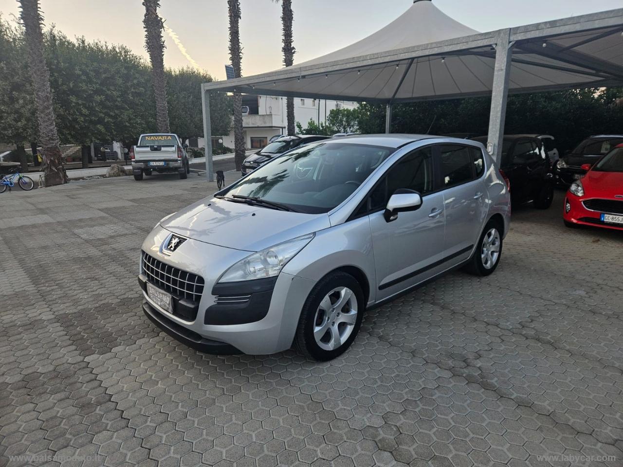 PEUGEOT 3008 1.6 HDi 110 CV Tecno