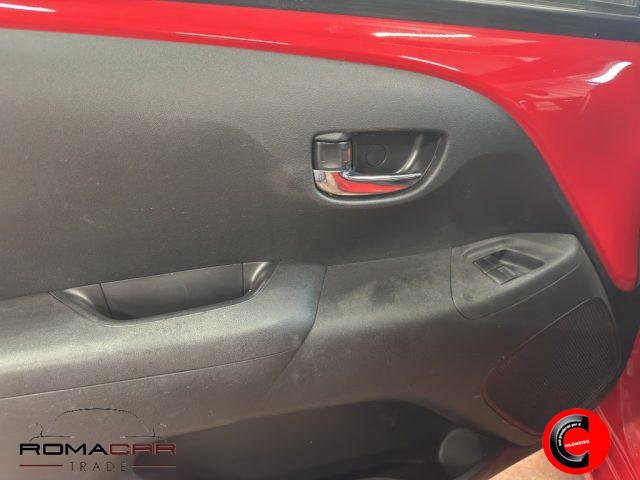 TOYOTA Aygo 1.0 VVT-i 69 CV 5 porte x-cool TELECAMERA!!