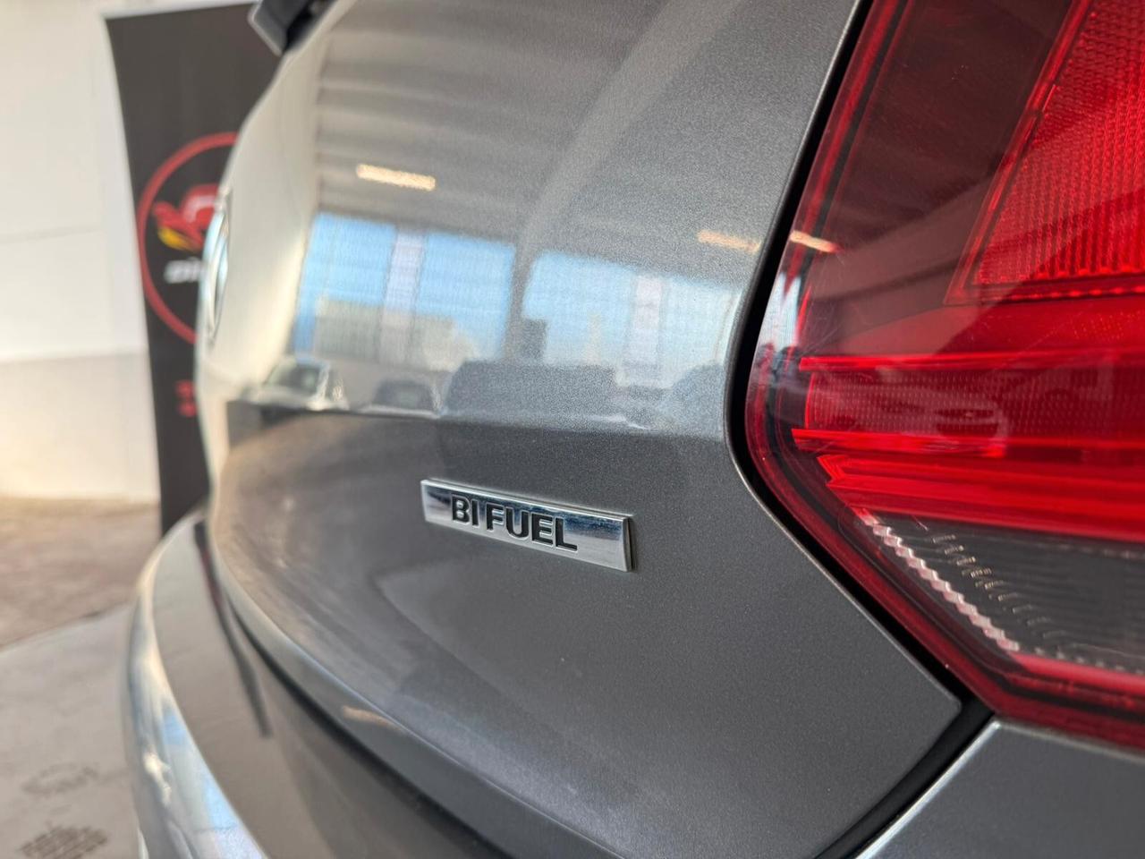 Volkswagen Polo 1.6 5 porte Highline BiFuel