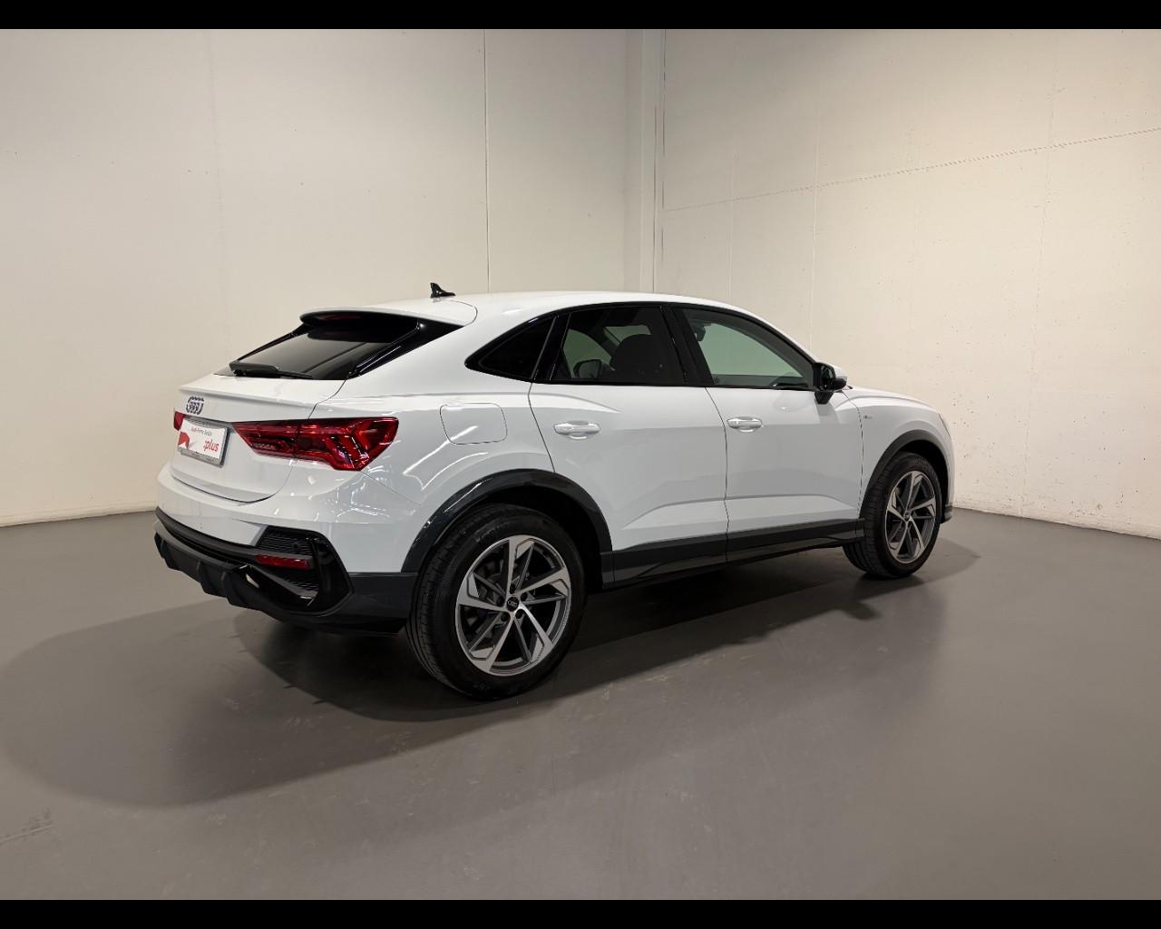 AUDI Q3 SPORTBACK 35 TFSI S-TRONIC S LINE EDITION