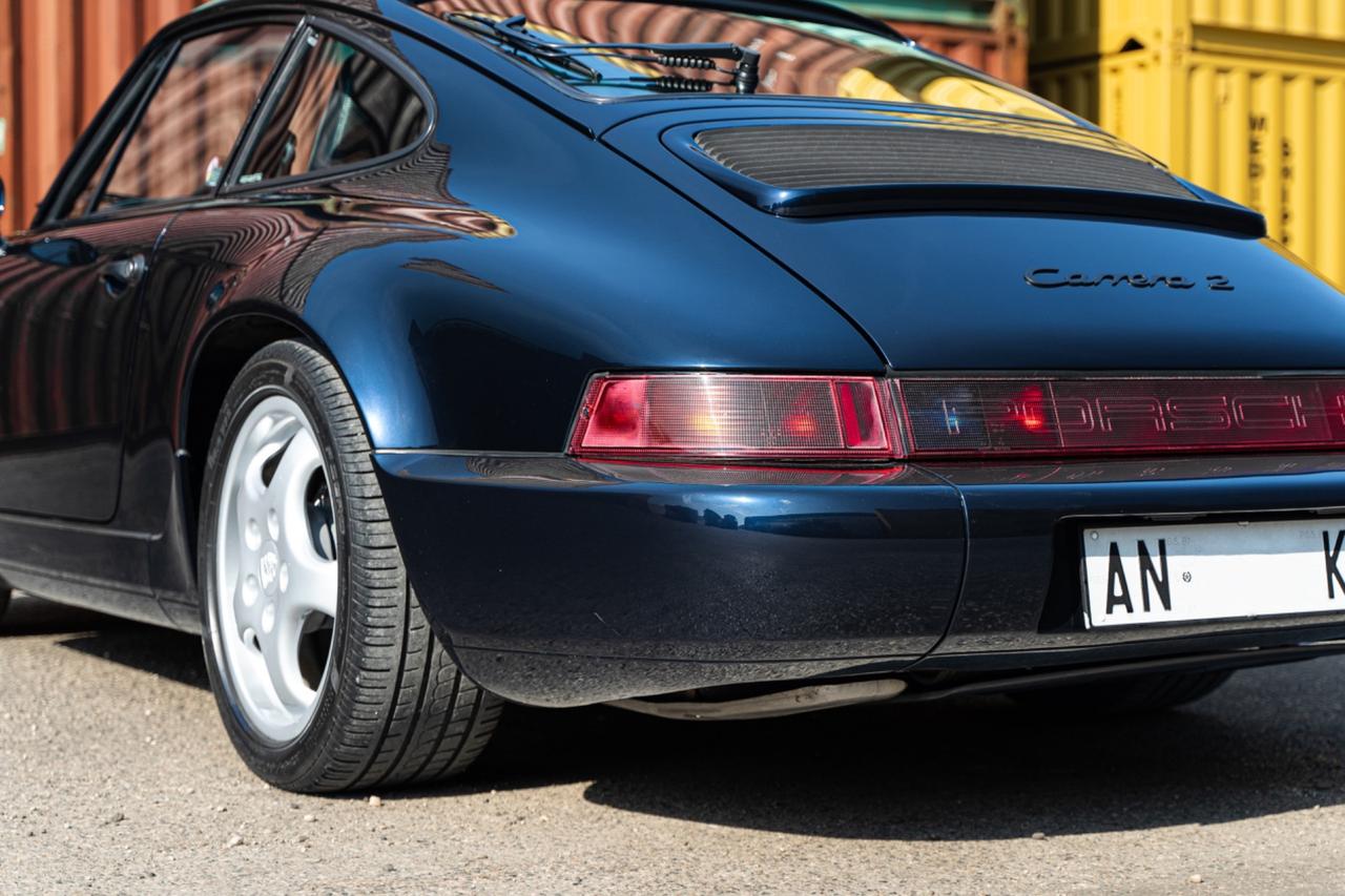 Porsche 911 Carrera 2 - 1991