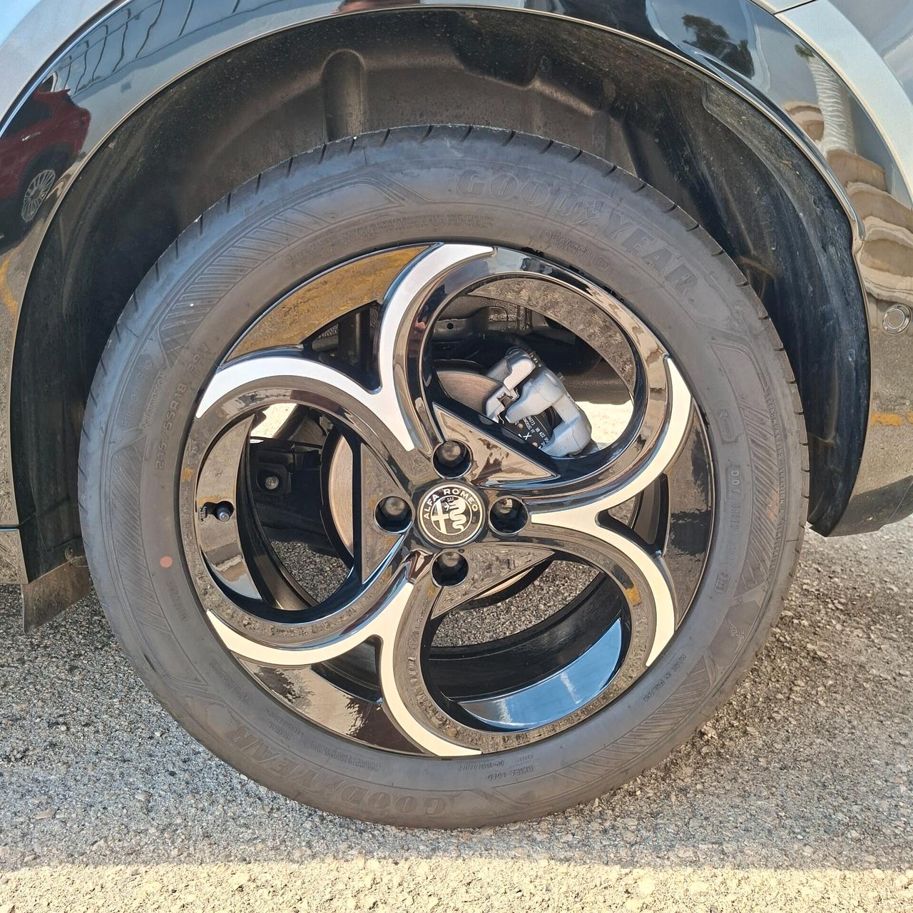 Alfa Romeo Junior 1.2 Hybrid 145cv Edct6 Speciale