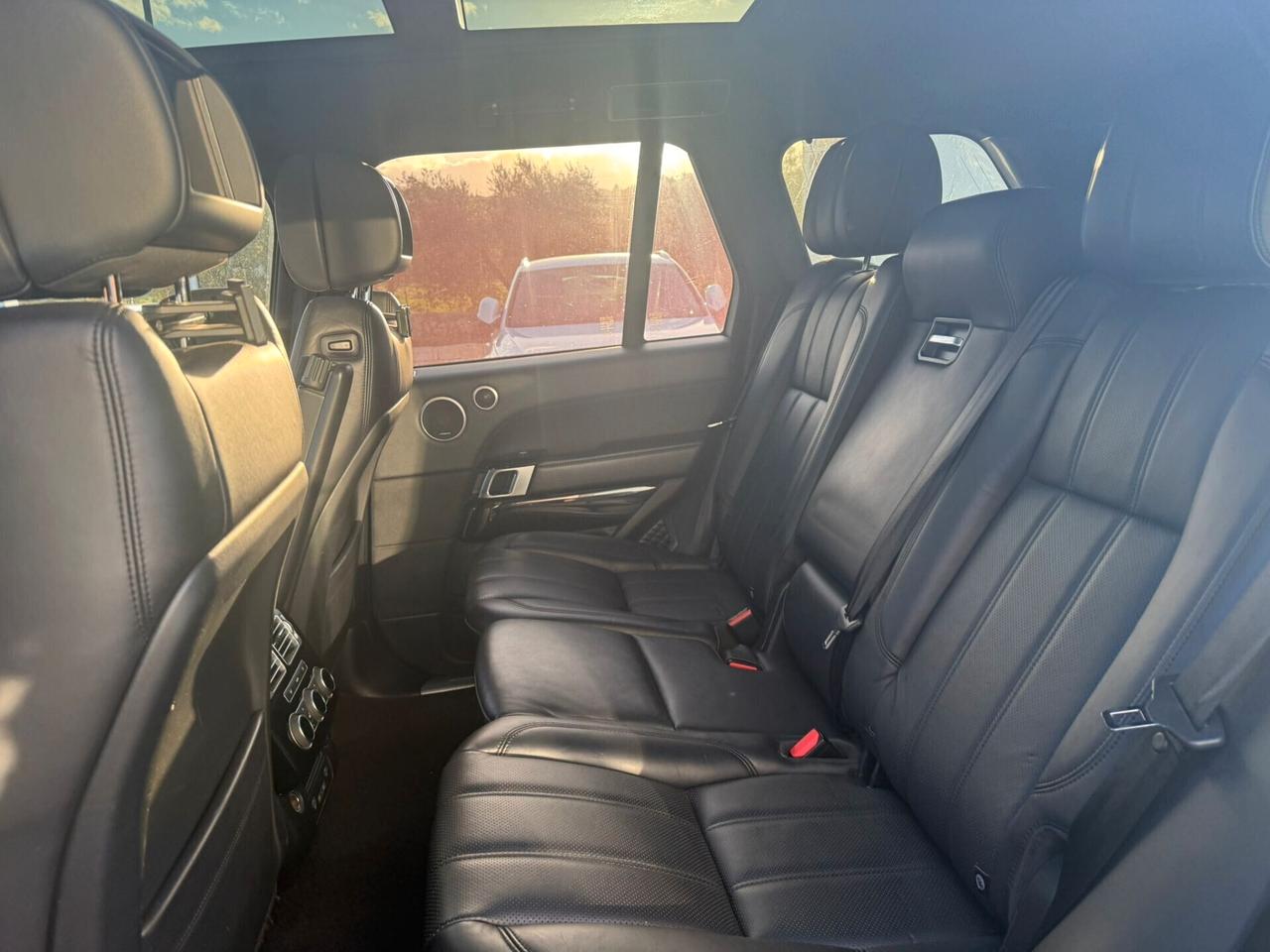 Land Rover Range 4.4 SDV8 Autobiography