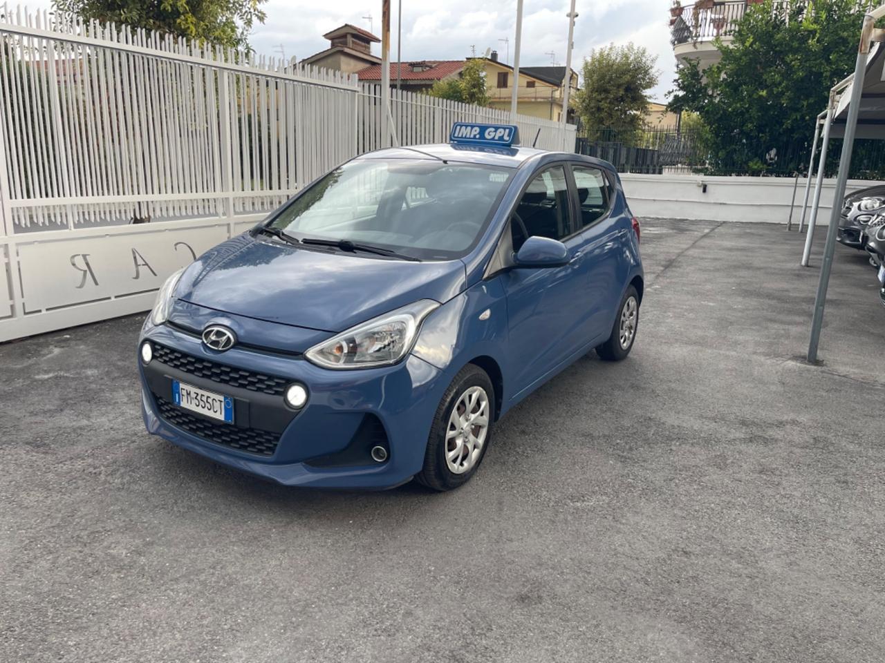 Hyundai i10 1.0 GPL CASA MADRE KM 100.000 CERTIFICATI