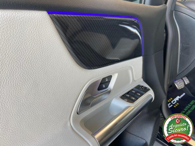 MERCEDES-BENZ GLA 200 d Auto Premium AMG *PACK LUCI*PELLE