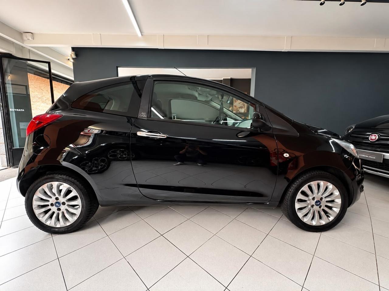 Ford Ka 74.000 km ( sensori post)