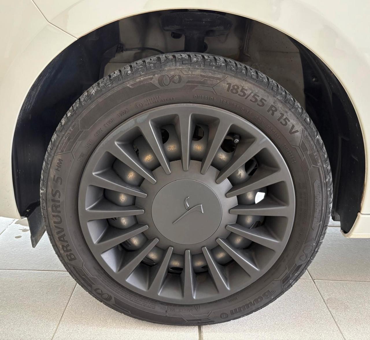 Lancia Ypsilon LANCIA YPSILON 1.2 69CV 5 PORTE - ELEFANTINO BLU