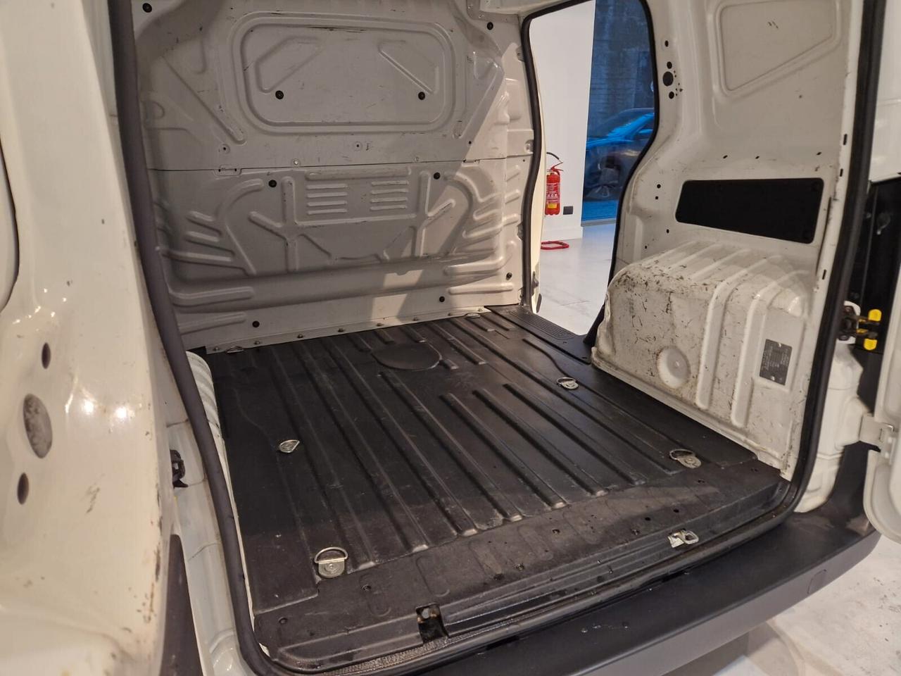 Fiat Fiorino 1.3 MJT 95CV Cargo