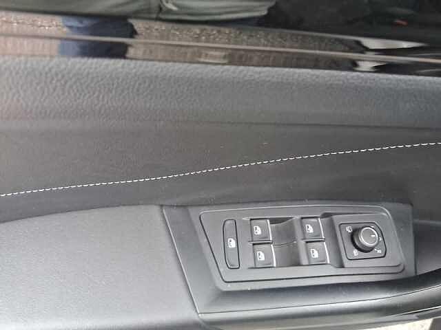 Volkswagen T-Roc 1.0TSI 110CV Style - NEOPATENTATI