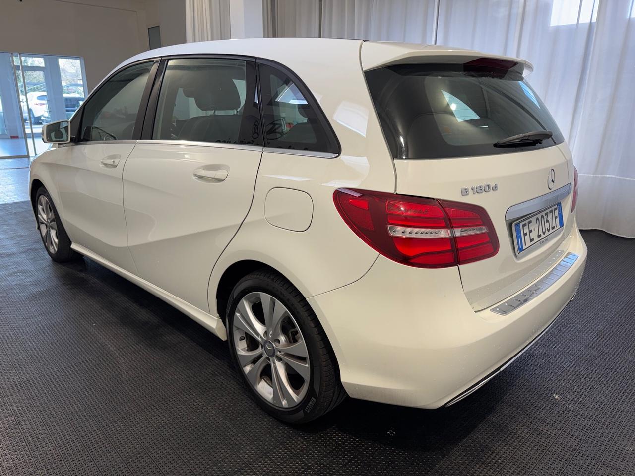 Mercedes-benz B 180 d Automatic Sport