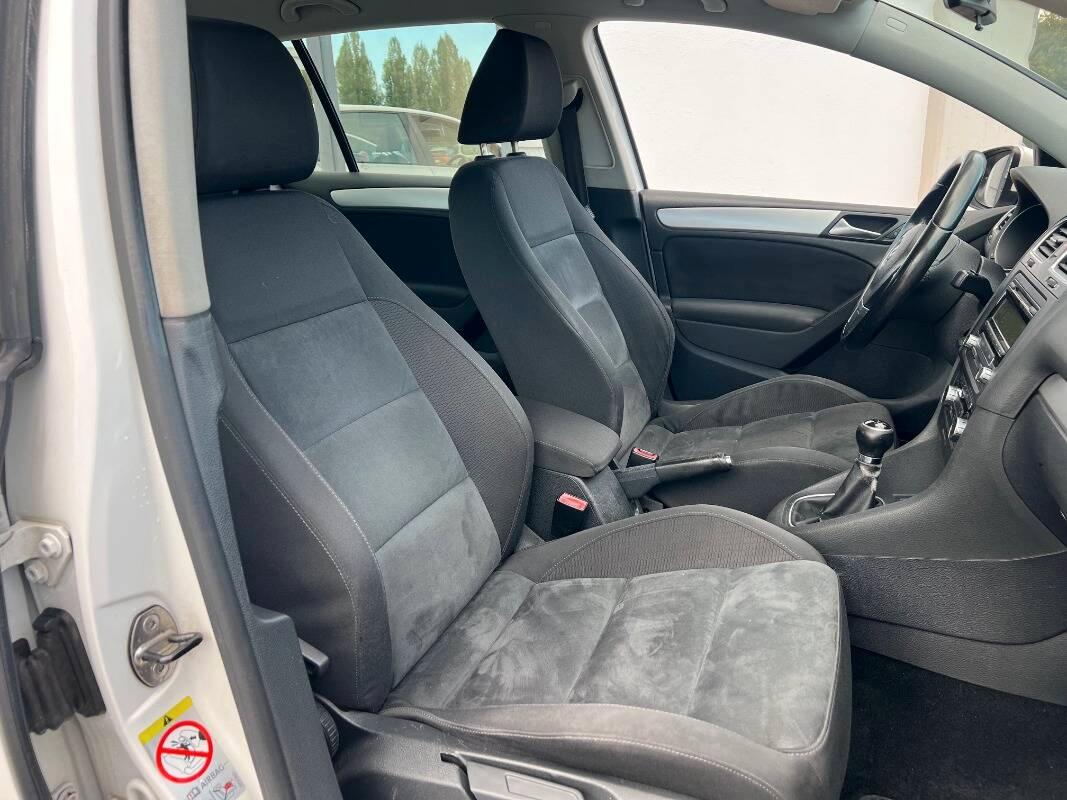 Volkswagen Golf 1.6 tdi Highline 5p