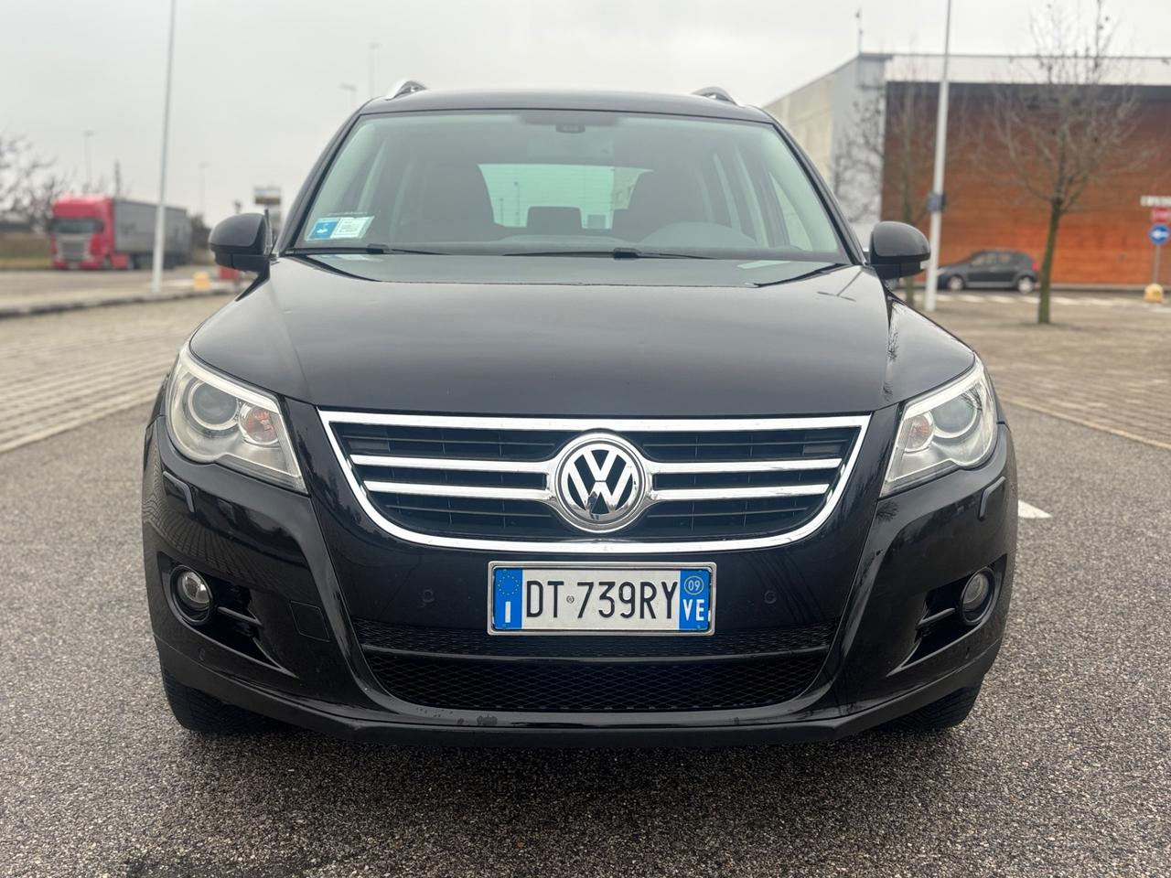 Volkswagen Tiguan 2.0 TDI DPF 4MOTION Sport & Style
