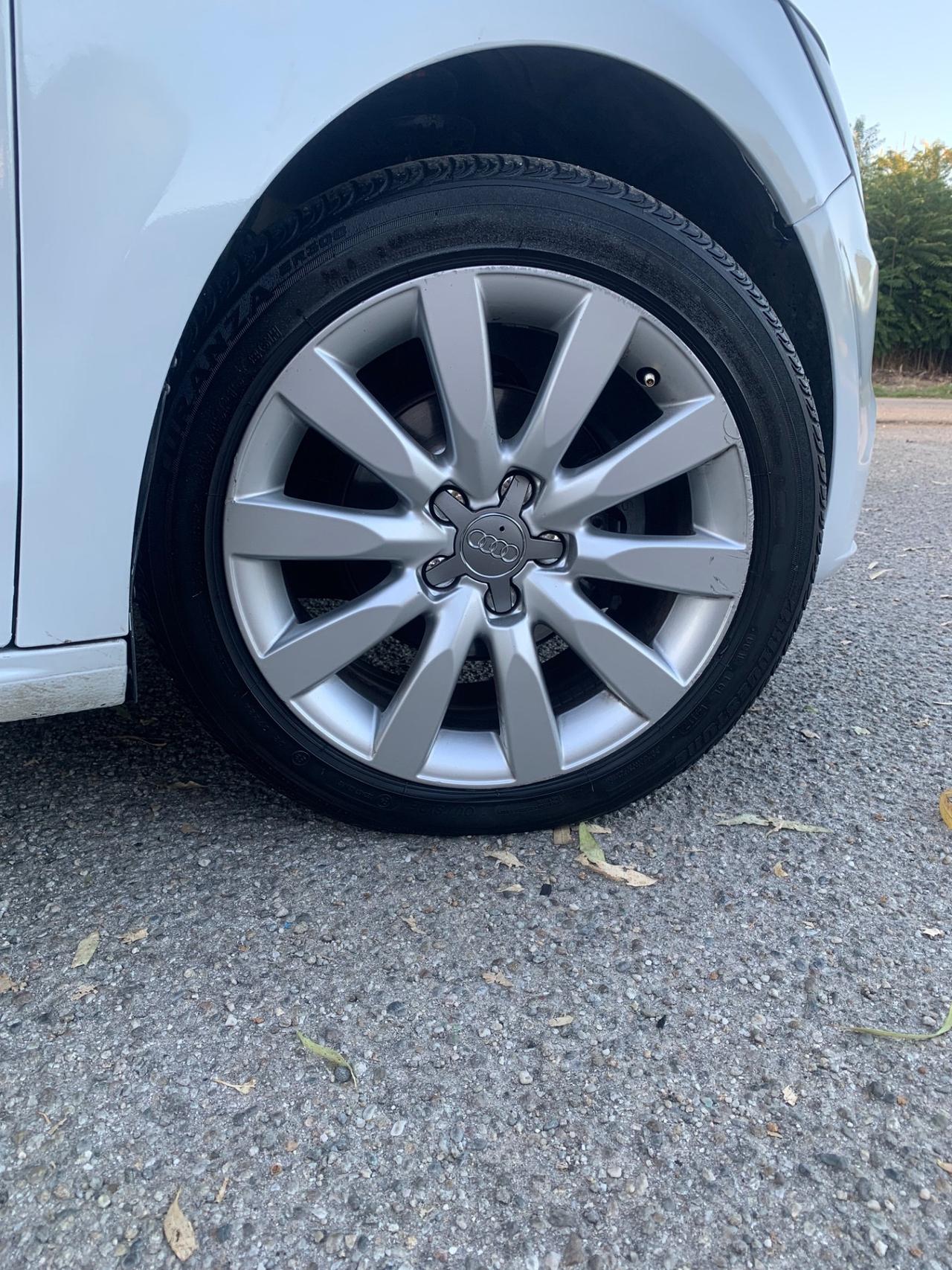 Audi A1 SPB 1.6 TDI S tronic line edition