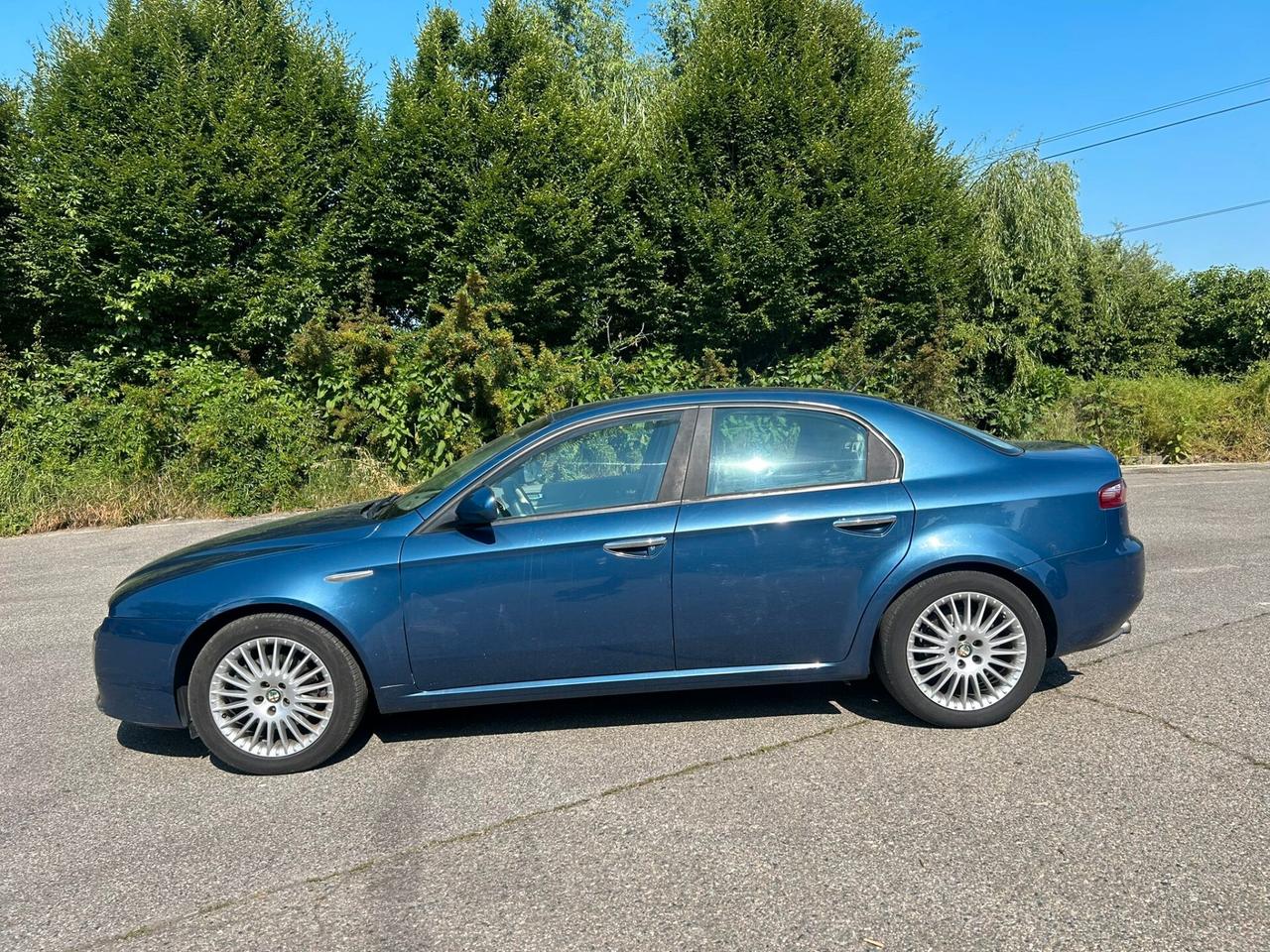 Alfa Romeo 159 1.9 JTDm berlina