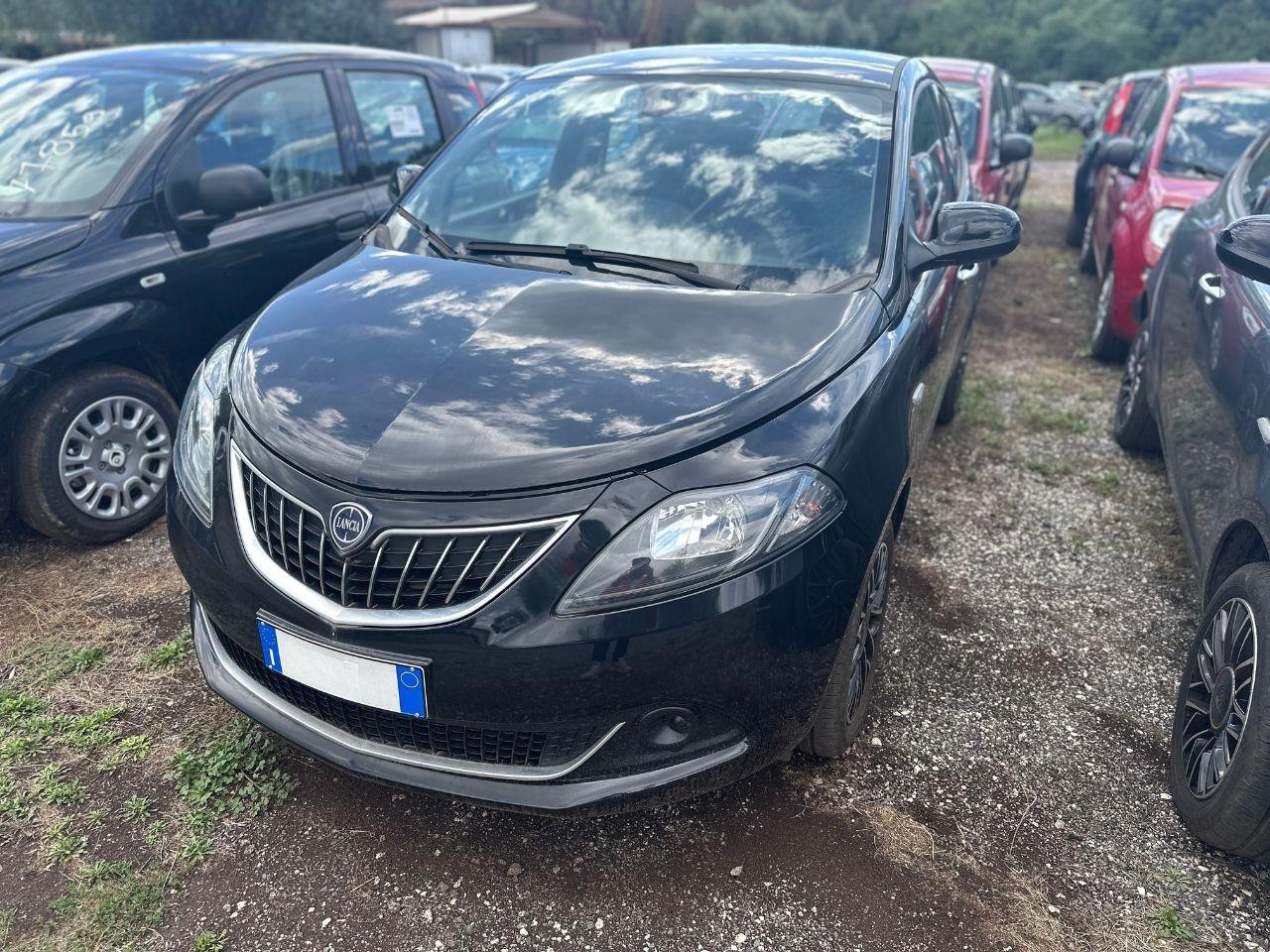 LANCIA Ypsilon III 2021 - Ypsilon 1.0 firefly hybrid Platino s&s 70cv
