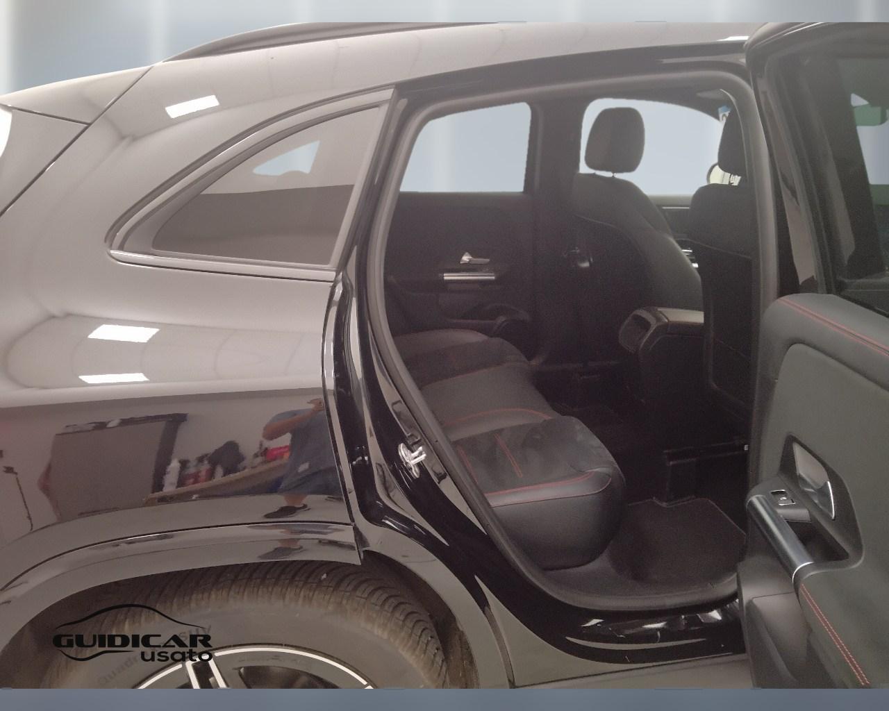 Mercedes-Benz GLA-H247 2023 - GLA 180 d AMG Line Advanced Plus auto
