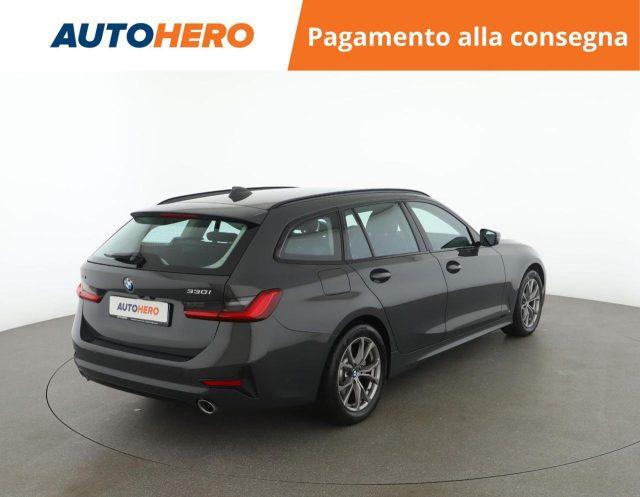 BMW 330 i xDrive Touring Sport
