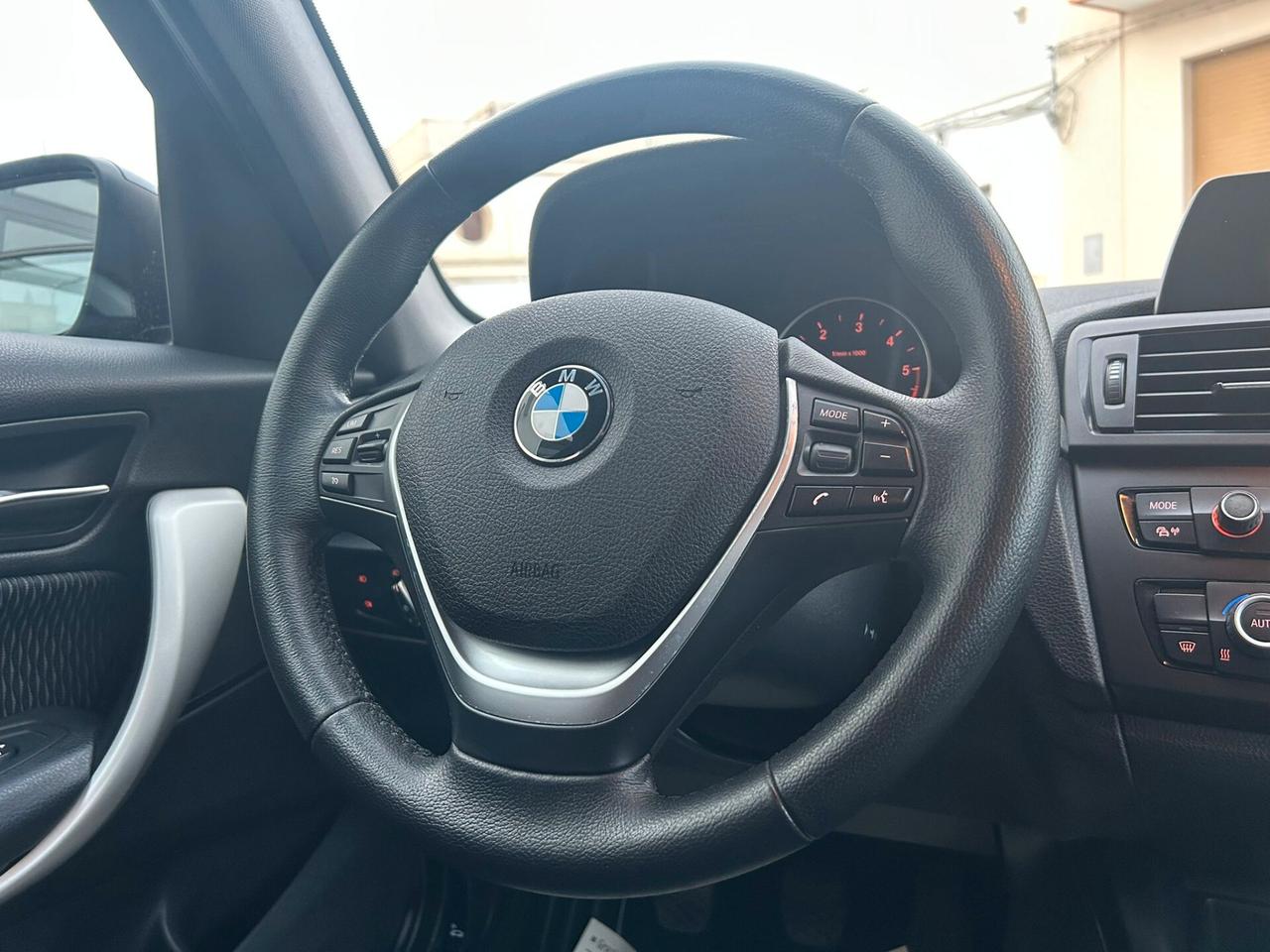 Bmw 118d 2.0 143 Cv 5P NAVI - 2014