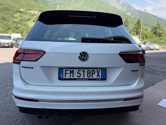 VOLKSWAGEN Tiguan 2.0 TDI 4MOTION R-LINE