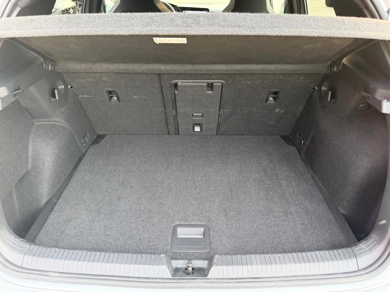 Volkswagen Golf 2.0 TDI DSG GTD