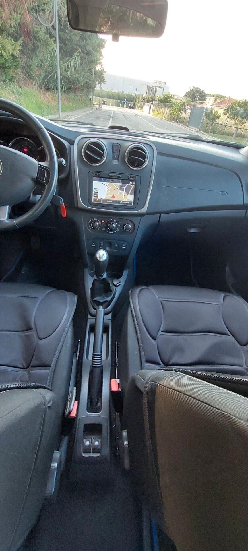 DACIA SANDERO STEPWAY 1,5 DIESEL 90 CV NAVIGATORE CRUISE IMPECCABILE FULL FULL TELEFONO