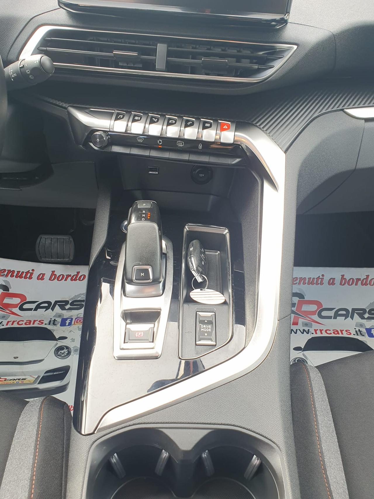 Peugeot 3008 BlueHDi 130 S&S EAT8 Allure
