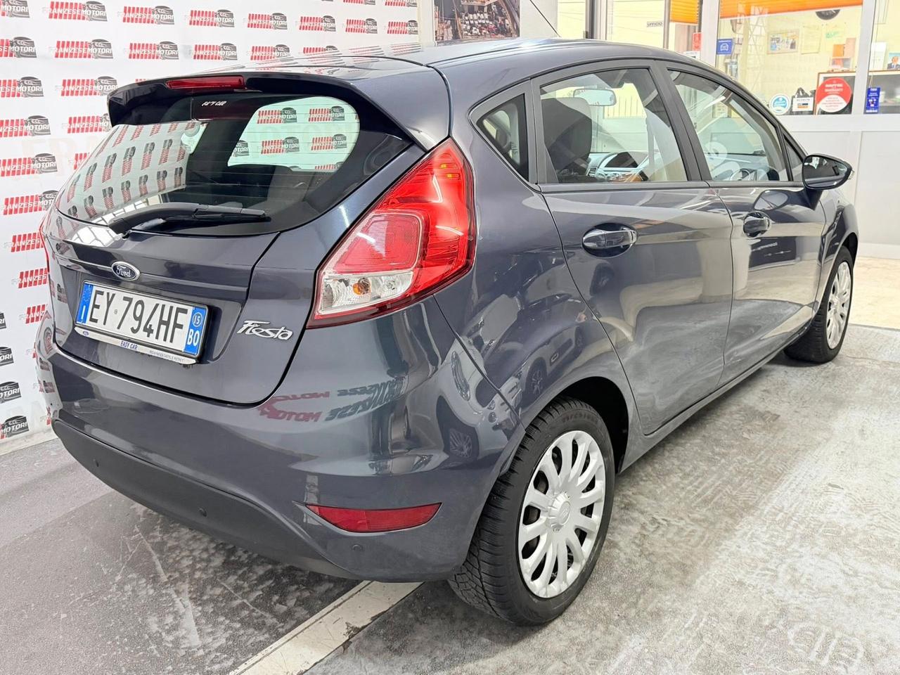 Ford Fiesta 1.5 TDCi 75CV 5 porte Black & White Edition