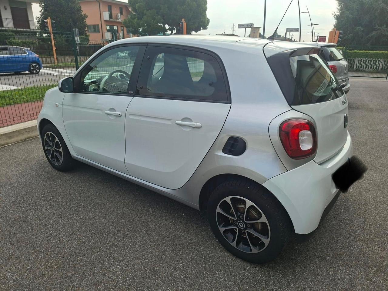Smart ForFour 70 1.0 Youngster