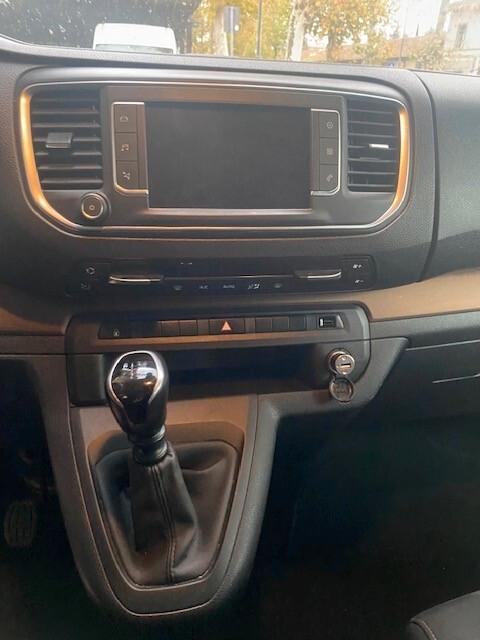 Toyota Verso 2.0 DIESEL,106 KW...8 POSTI!! FATTURABILE!!1