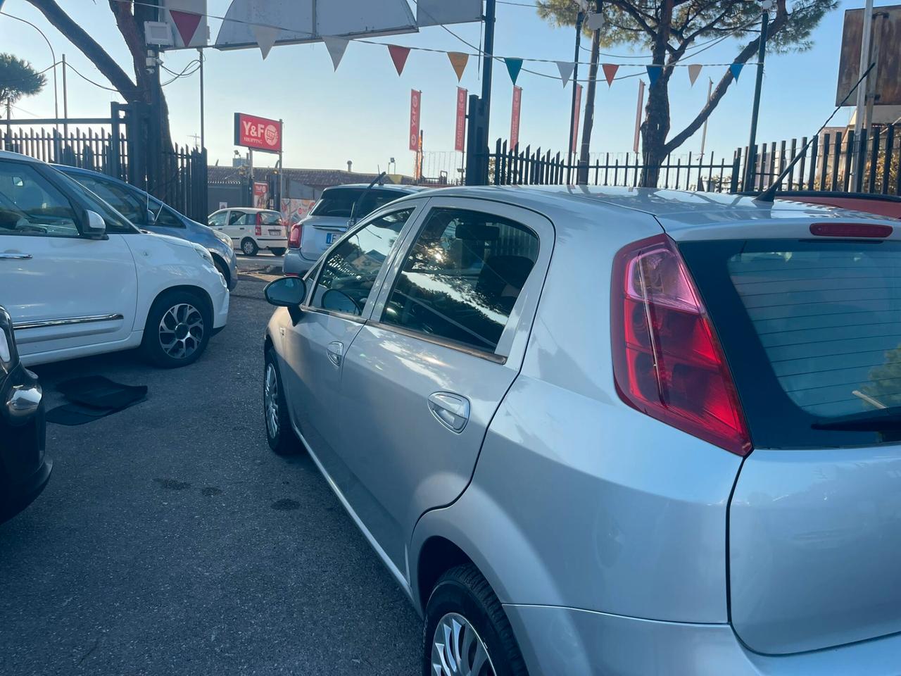 Fiat Punto 1.3 MJT II 75 CV 5 porte Pop