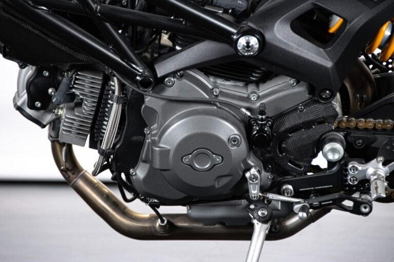 2009 DUCATI MONSTER 1100 S - RDS01720