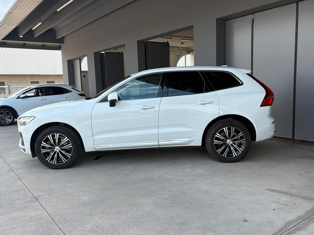 Volvo XC 60 B4 (d) automatico Plus Bright