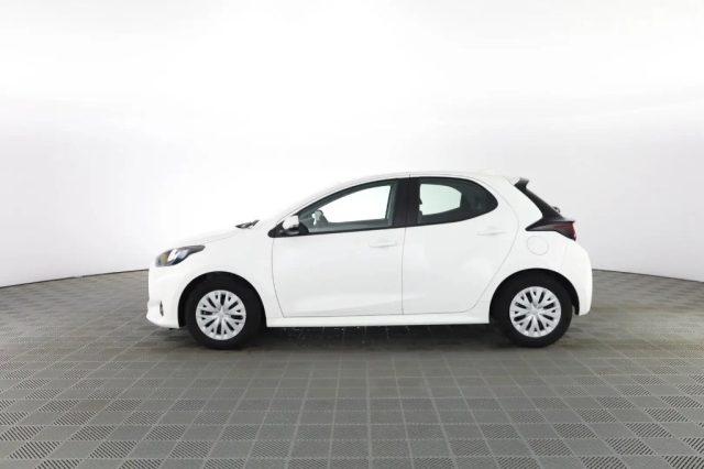 TOYOTA Yaris 1.5 Hybrid 5 porte Business