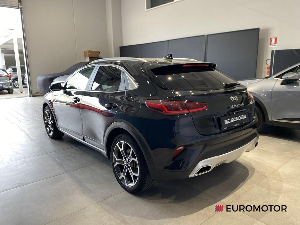 Kia Xceed 1.6 CRDi MHEV High Tech 2WD DCT