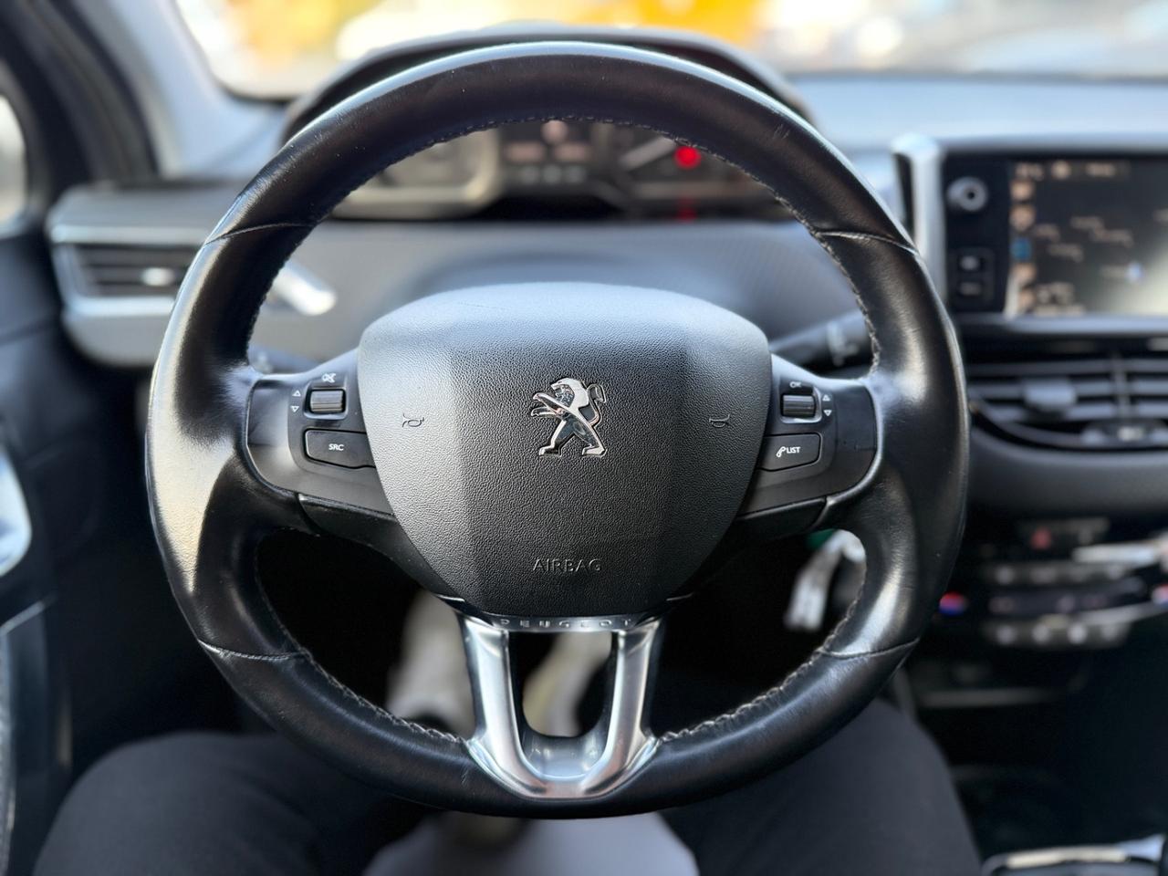 Peugeot 2008 BlueHDi 100 Black Matt