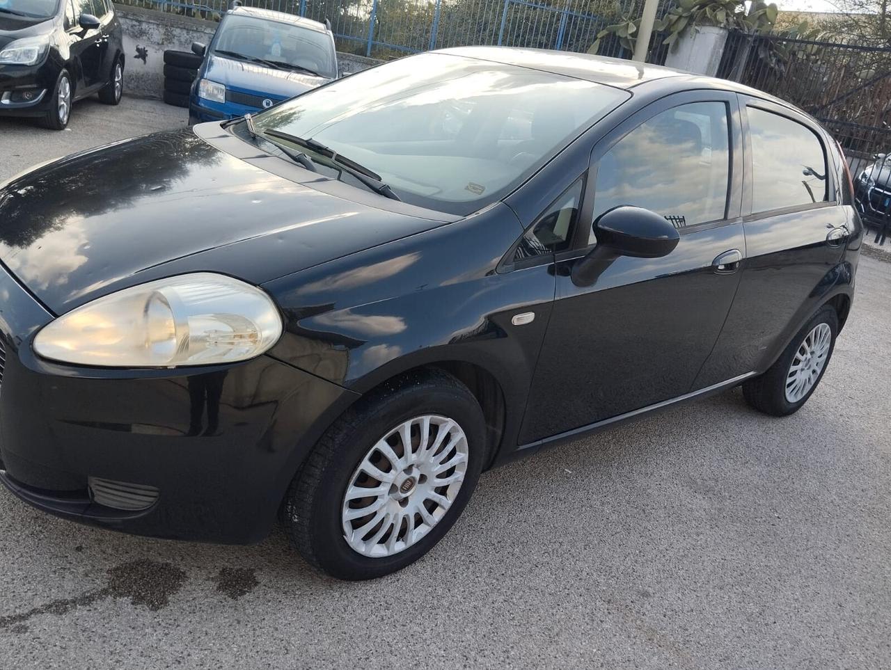 Fiat Grande Punto Grande Punto 1.3 MJT 75 CV 5 porte Fun